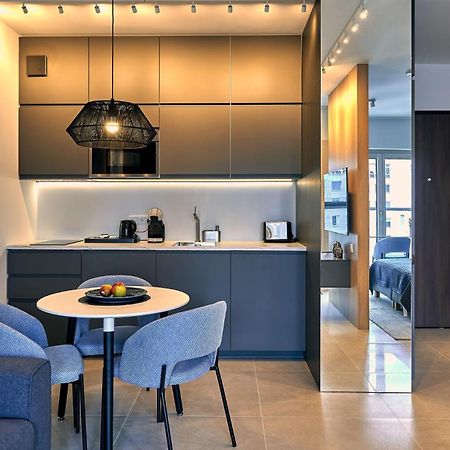 Mennica Residence Apartments By P&O Serviced Apartments Warschau Exterior foto