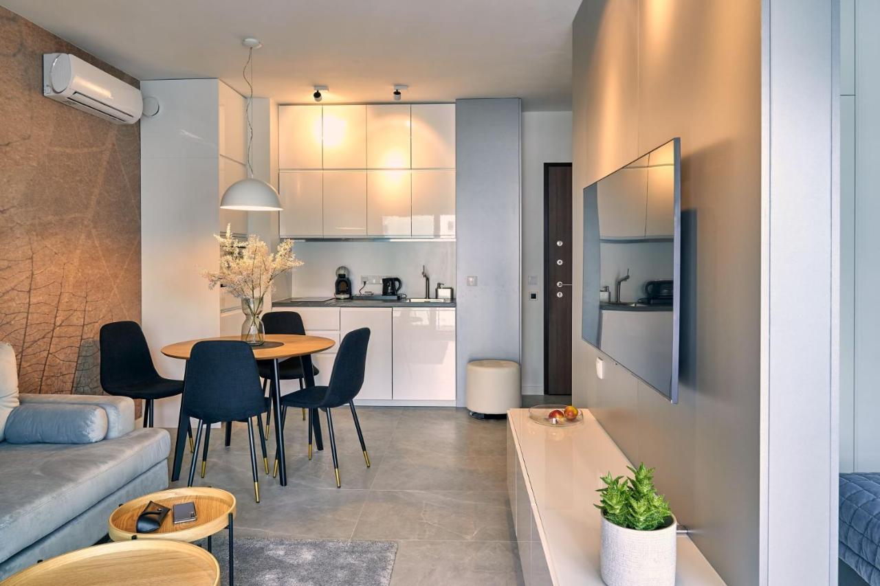 Mennica Residence Apartments By P&O Serviced Apartments Warschau Exterior foto